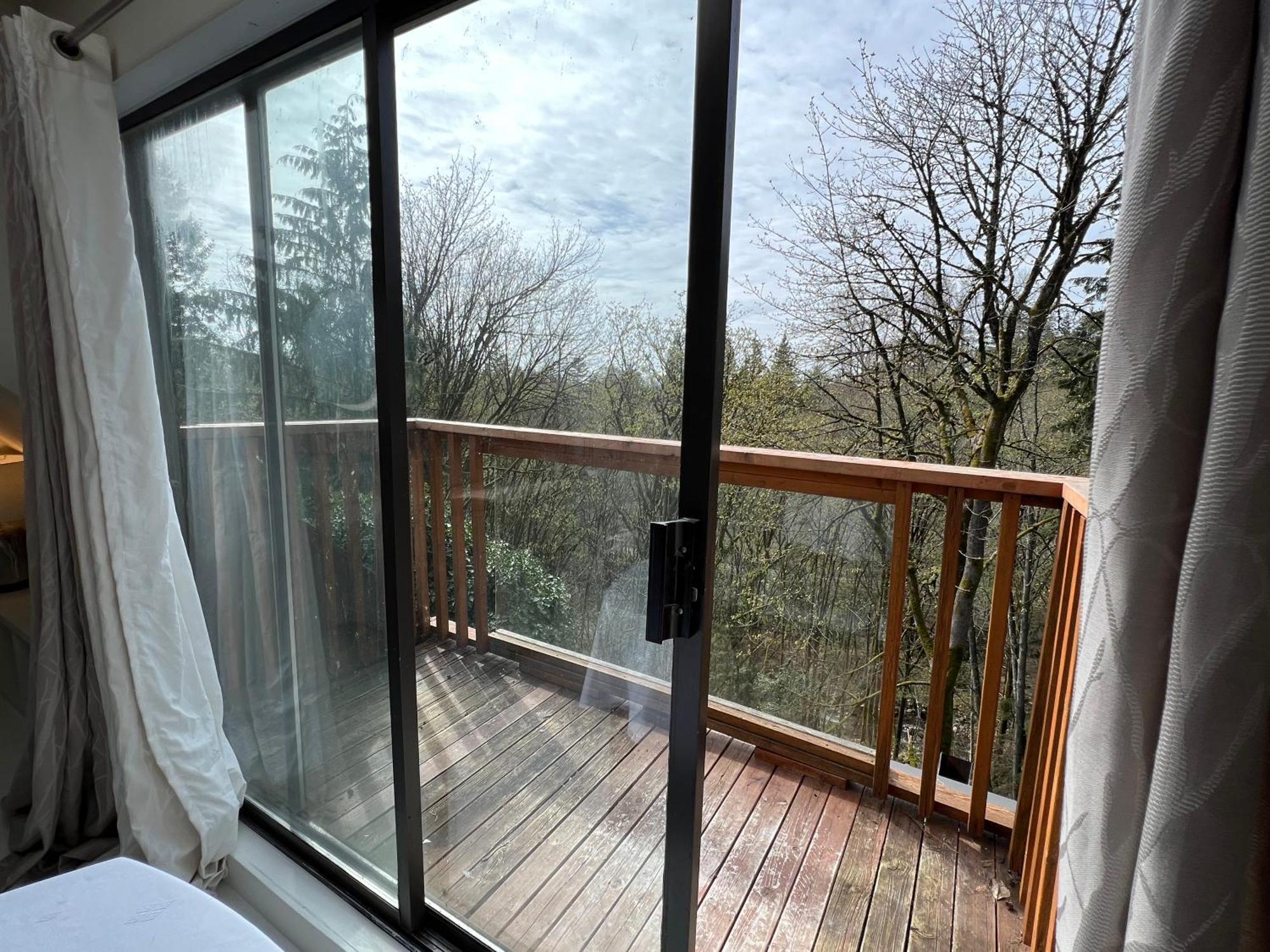 Creekside City Center Suite North Vancouver Exteriör bild